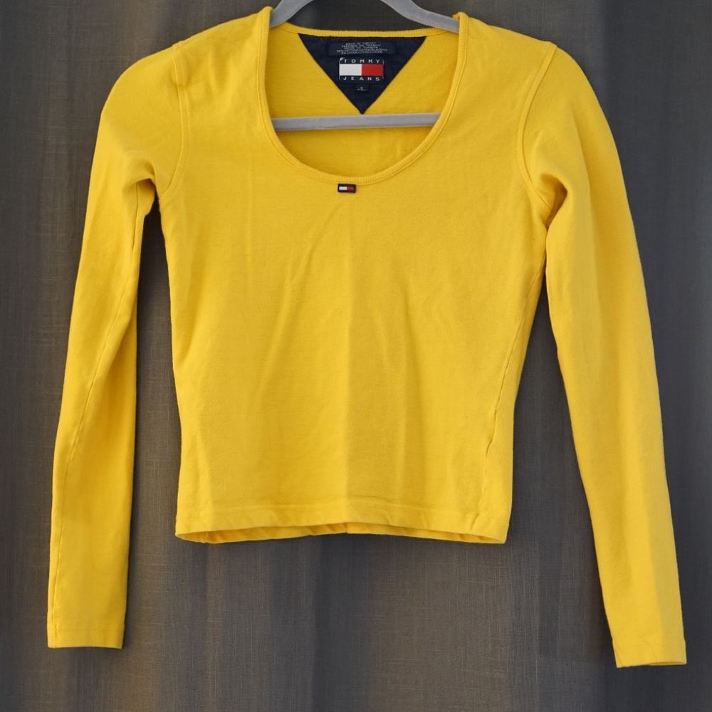 Used Tommy Hilfiger yellow long sleeve shirt small